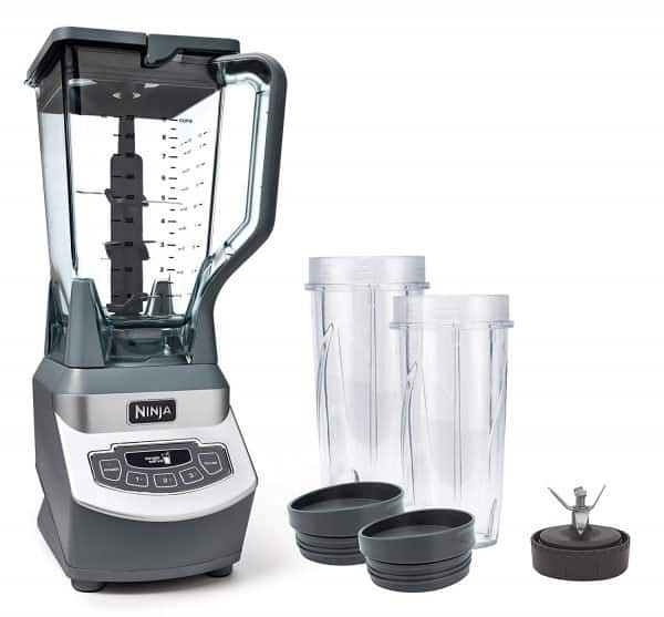 Ninja Blender and 2 cups