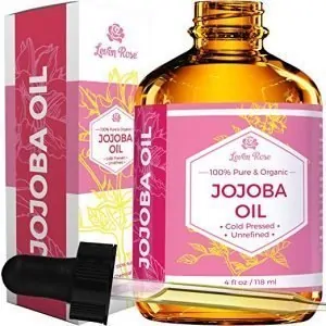 Jojoba oil by Leven Rose